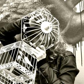 prigioniera della tecnologia