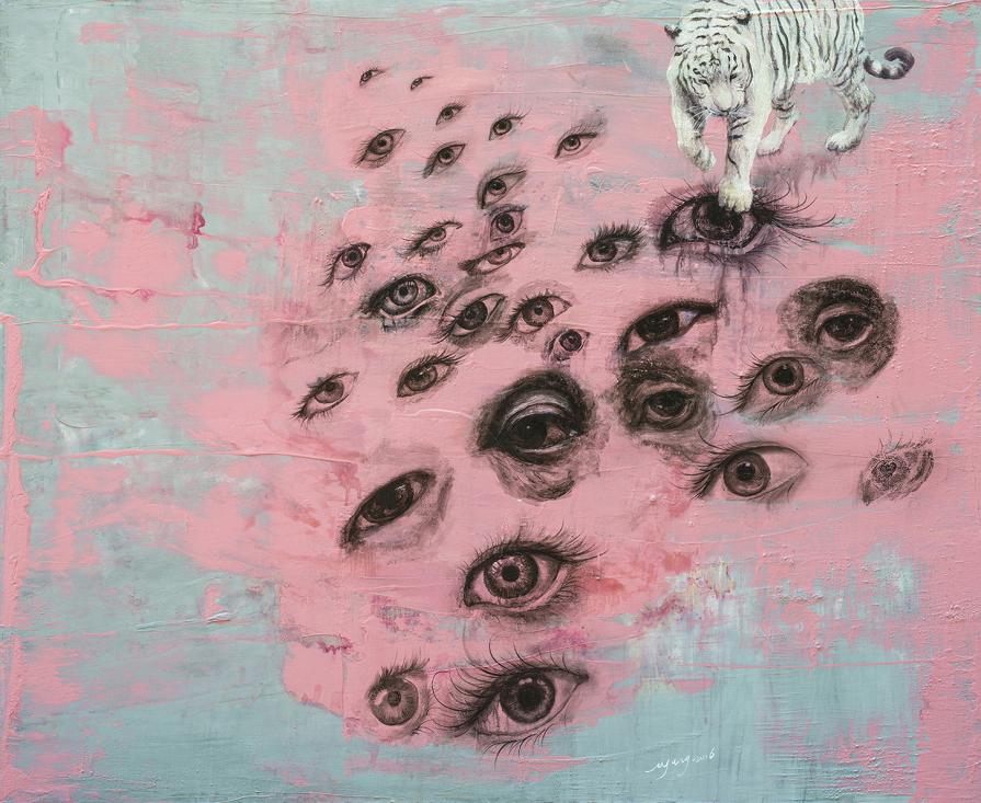 It is said that the eyes of the celebrity