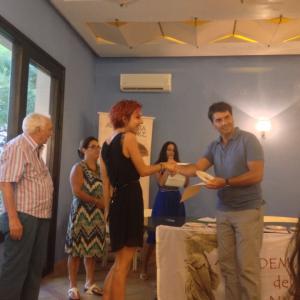 Eliana Calò mentre ritira il premio levante 2015 - otranto (LE)