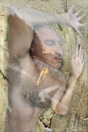 ho fatto un giretto al muro del pianto.. (sono anche un ladro.)