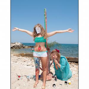 La Sibilla Regina di Gerusalemme che dimora presso il Museo del Vetro  spazio del faro di  Rosa Didonna 