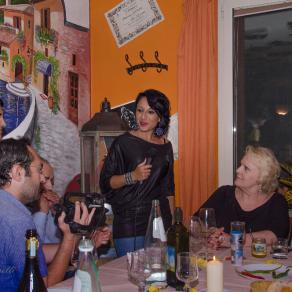 Katia Ricciarelli nel locale (Il Ritrovo del Gusto) Francavilla al Mare.