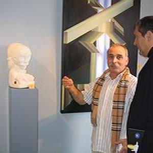 lo scultore GIAMBRA GIOVANNI in mostra permanente  a parigi