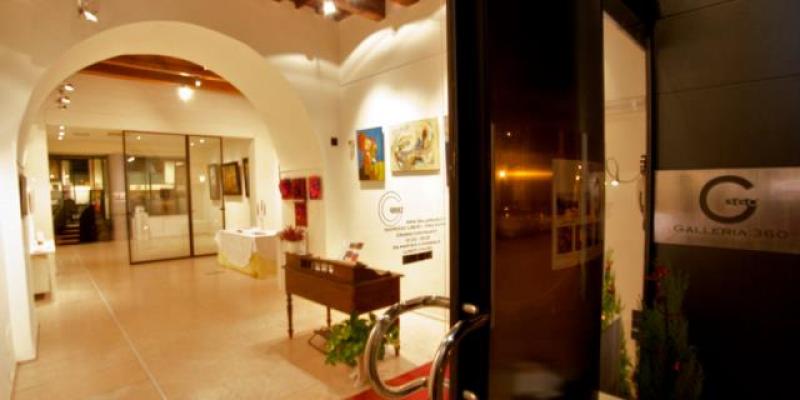 Sale espositive della Galleria360 Firenze