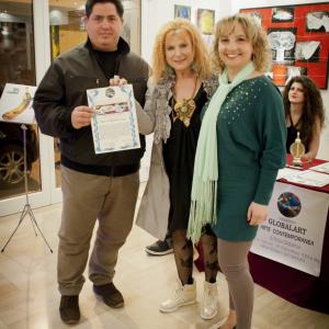 LA GLOBALART GALLERIA D’ARTE CONTEMPORANEA   Presenta la personale   Papiers set Toiles2013 