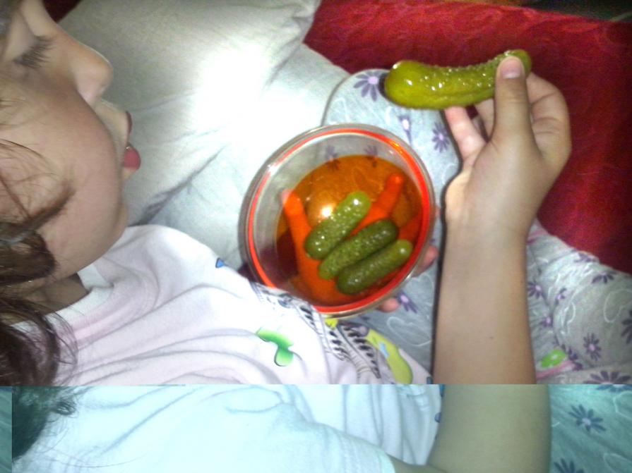 un uomo si sente mortificato, immobilizzato un uomo si sente mortificato, immobilizzato