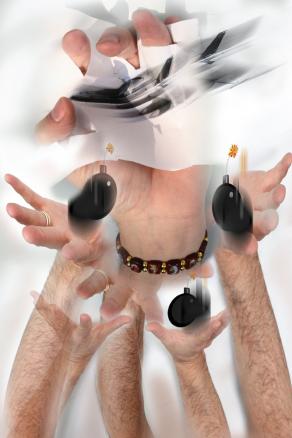 basta Bombe su Tripoli...