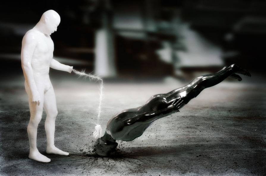 DOMINIO MACRORGASMICO DA TASER - THE TASER'S MACRORGASMIC DOMINIUM SENSE