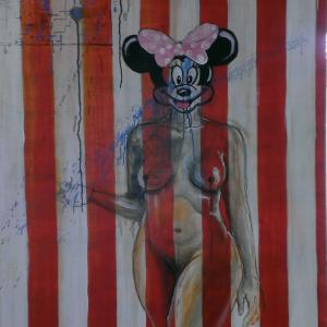 minnie in red and white 