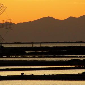 Italia. Sicilia, Trapani blu e sale