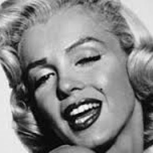 Il Narcisismo e L’incapacità di Amare Il piacere di amare fino a confondersi Il Narcisismo e L’incapacità di Amare Il piacere di amare fino a confondersi