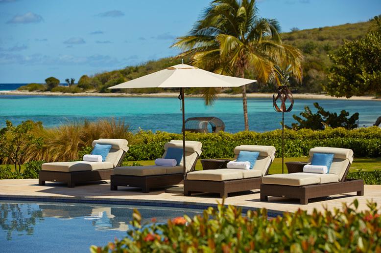 Poolside loungers - Carribbean resort pool