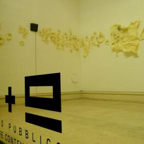 Sound of thousand scratches