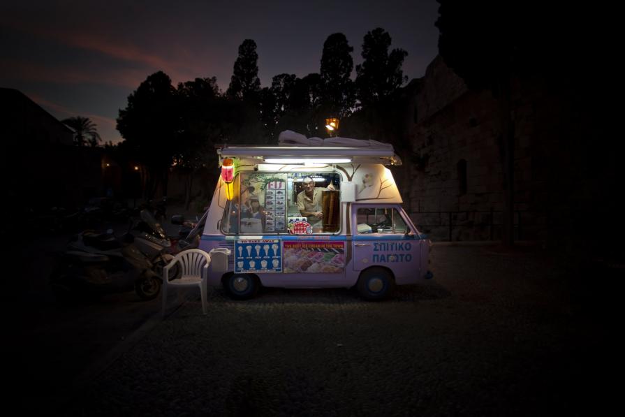 Night over ice cream car