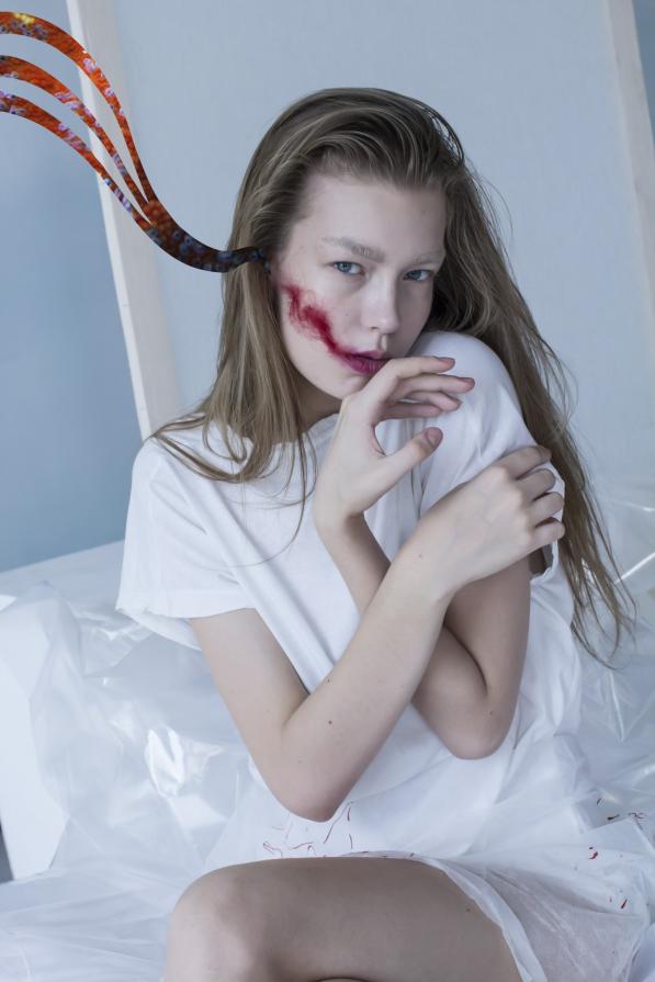 Circles and borders series (Lips)