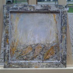 in un letto di foglie (passeggiata in autunno)