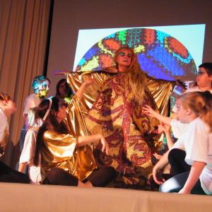 “Verb and image of writing”