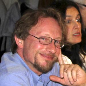 FOTO mostra LA FORMA E LA LUCE NASCOSTA.