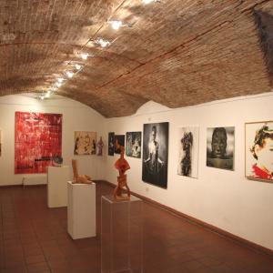 DOPPIO VERNISSAGE A CORTE ISOLANI (BOLOGNA)