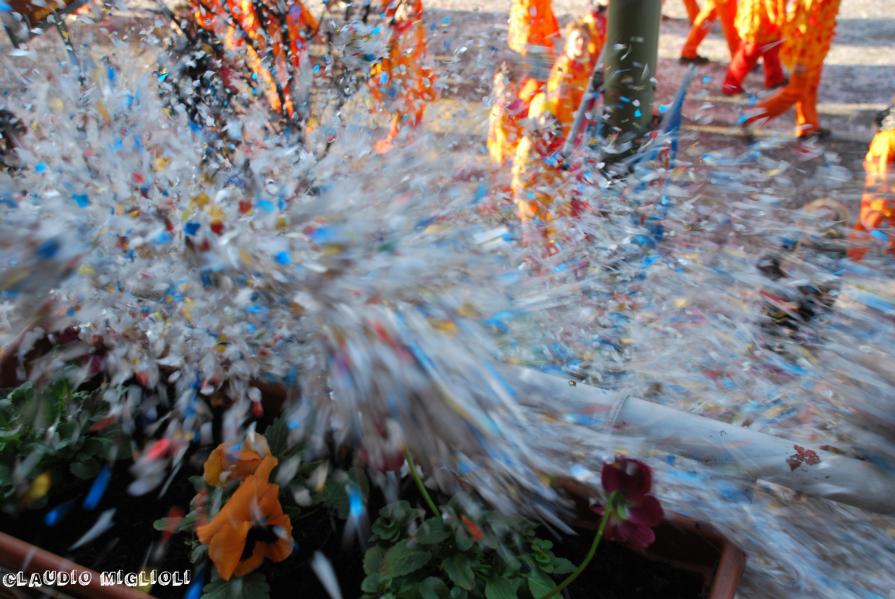 Settimo To - Esplosione di coriandoli