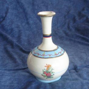 Anfora bottiglia terracotta aryballos con fiori