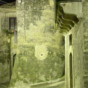 Italia. Calabria. Gerace storia di pietre (1)