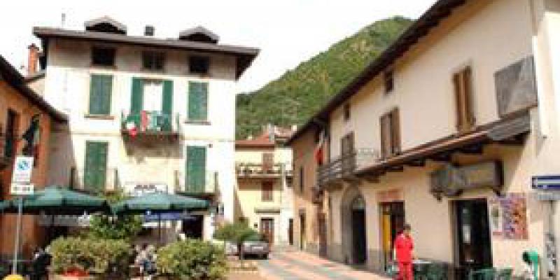 Vibrazioni" alla Badia di Ganna collettiva