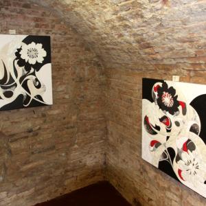 FOTO mostra LA FORMA E LA LUCE NASCOSTA.