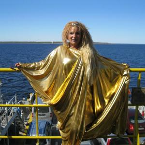 Three staff “Afoismi” “A craft of skilled “ “ In..Coscienza”