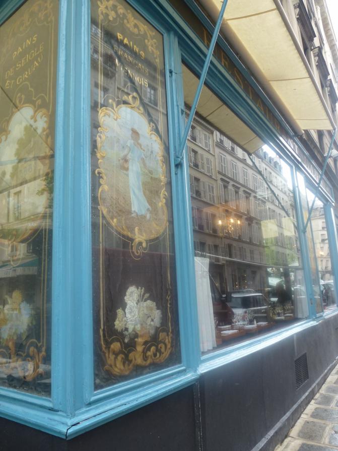 Une vitrine à Paris