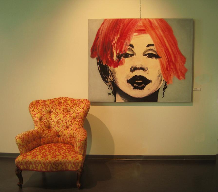 An inviting punk Marilyn