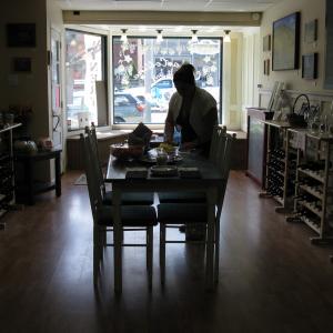 Dipinti di Carla Strozzieri sono in mostra a "Dai Vigneti," Quadri di Carla Strozzieri