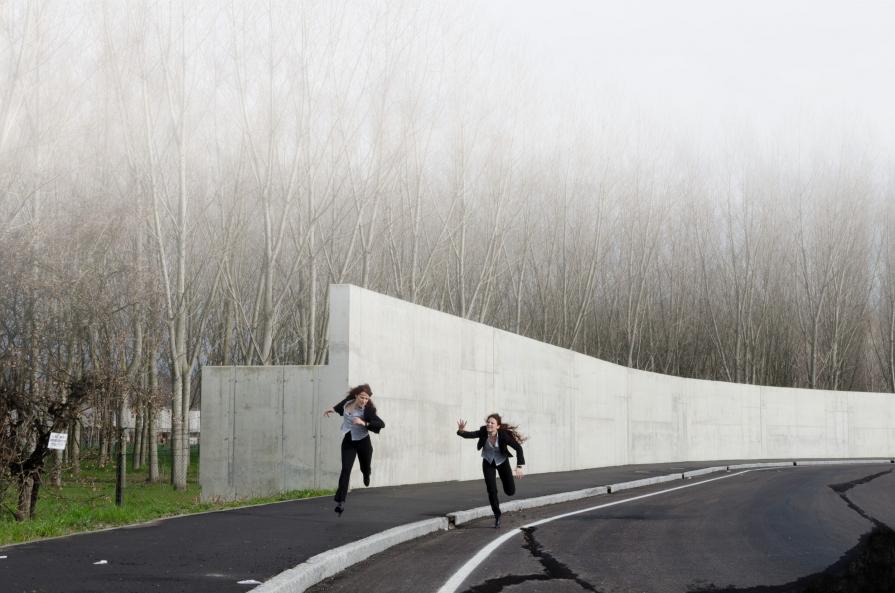 SUB SPECIE LUDI SUB SPECIE LUDI