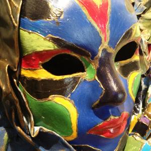 Le sedie parlanti - Personale Daniela de Scoprio