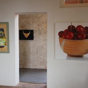 LO STUPORE DELLA PERFEZIONE tra Iper-Realismo e Surrealismo in Pittura e Scultura