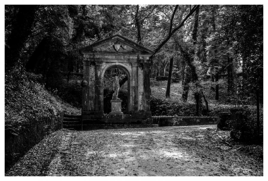 Valva, parco del Castello d'Ayala