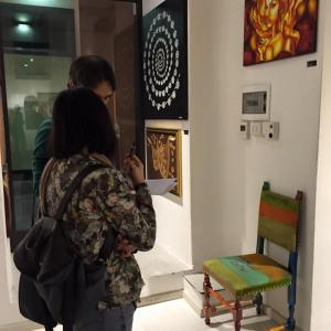 "Press a button" Stimolazioni Contemporanee 