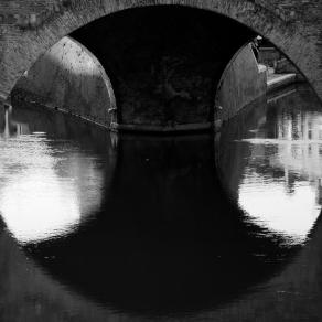 Round the bridge does not lead anywhere