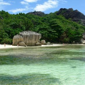 Mentre turisti guardano (anche qui, usare lo zoom)