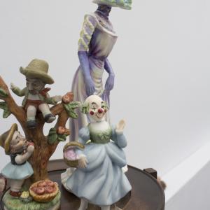 (L-R) Don't Look Down, Suffragette City, Join the Gang (L-R) Don't Look Down, Suffragette City, Join the Gang