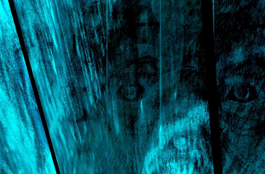 Dietro le apparenze (Behind the appearances) 