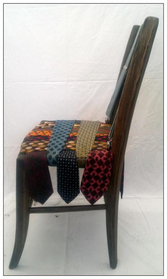 La Cravatta si è Seduta