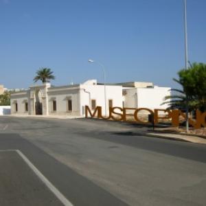 Pino Pascali: quando il museo è sul mare. Pino Pascali: quando il museo è sul mare.