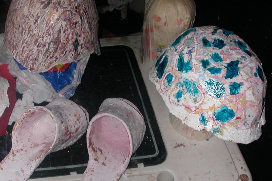 La materia prende forma e teoria del metamorfismo cromatico