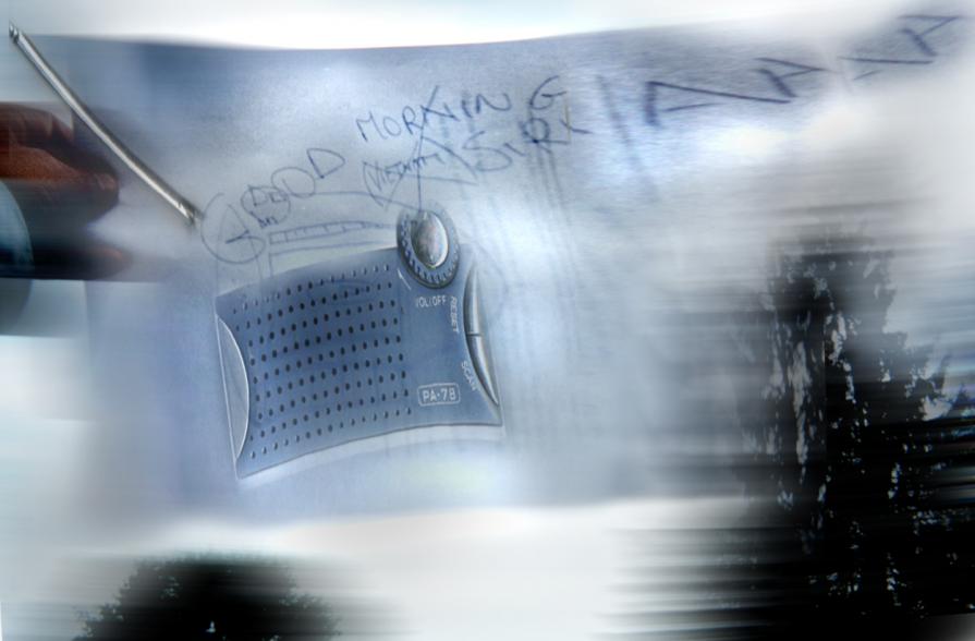  le  nostre  radio diffonderanno  di nuovo......................AGAIN