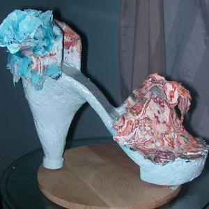 La materia prende forma e teoria del metamorfismo cromatico La materia prende forma e teoria del metamorfismo cromatico