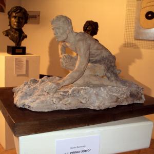 FOTO mostra LA FORMA E LA LUCE NASCOSTA.