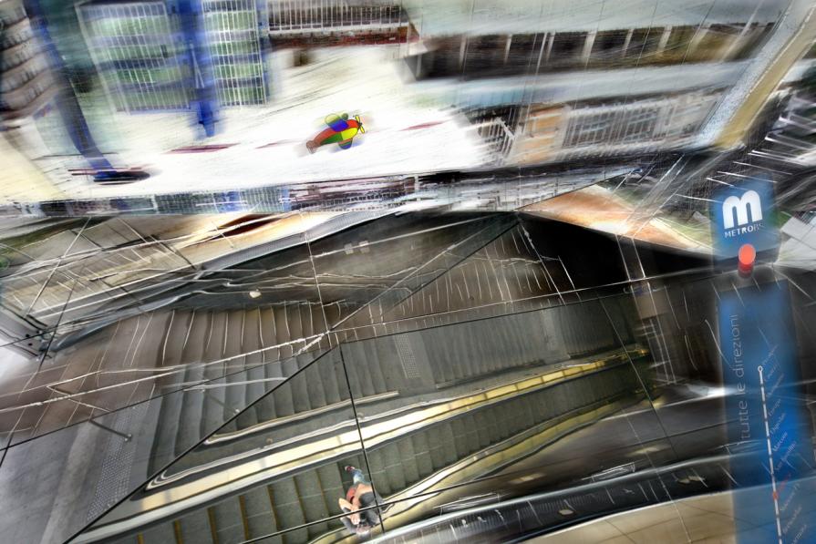 a Brescia hanno costruito una cattedrale nel deserto,fermata Bresciadue ore 19.15 solo per me al costo di 1.40.