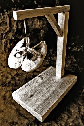 Qualcosa di tuo (bugia)