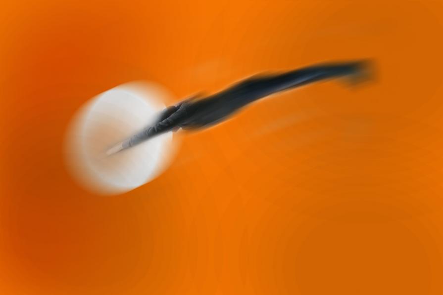 adoro l'arancione , entra con me  nel buco di luce.. Aldo...